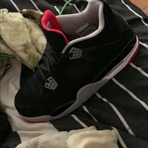 Jordan 4